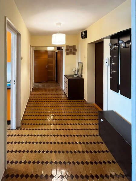 Piata Unirii - Str. Mamulari Apartament 2 camere Decomandat  60mp